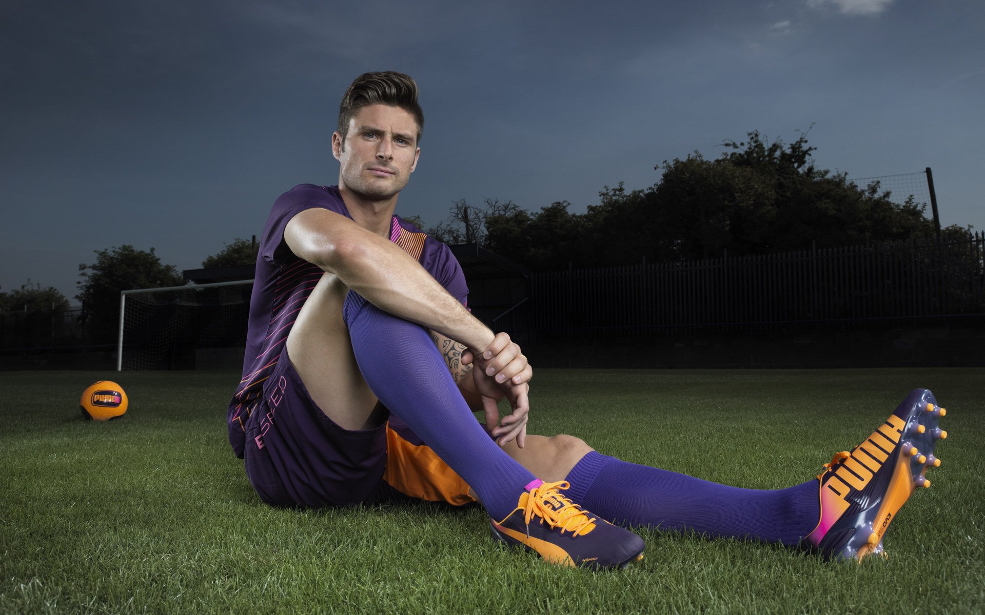 开云首页登录-英超球队争夺欧冠资格激烈展开，英超夺得欧冠的球队